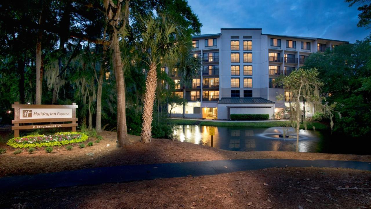 Holiday Inn Express Hilton Head Island, An Ihg Hotel Exterior photo